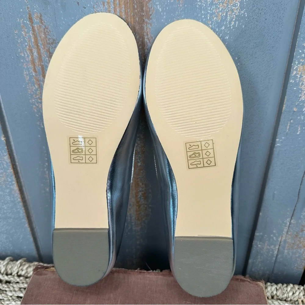 Crewcuts Girl's Strappy Ballet Flats Shinny Silver Sz K2 NWOB